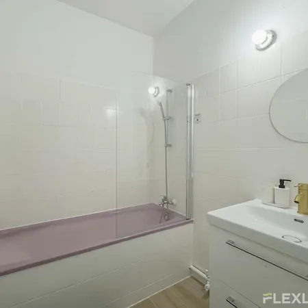Holiday home Flexliving - - Lindet